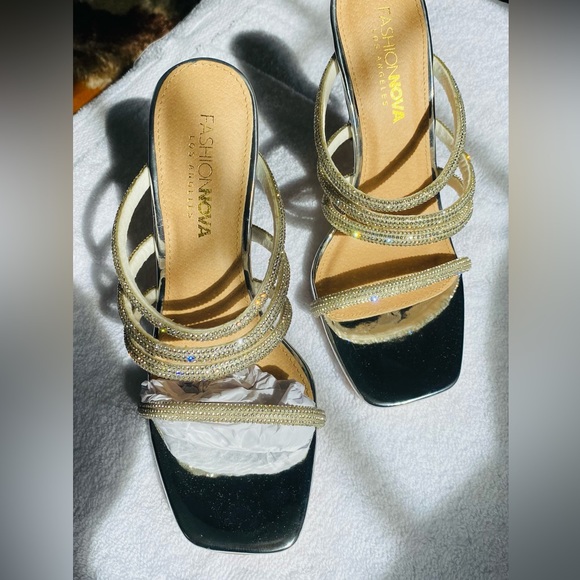 SOLD - Picture 2 of 7